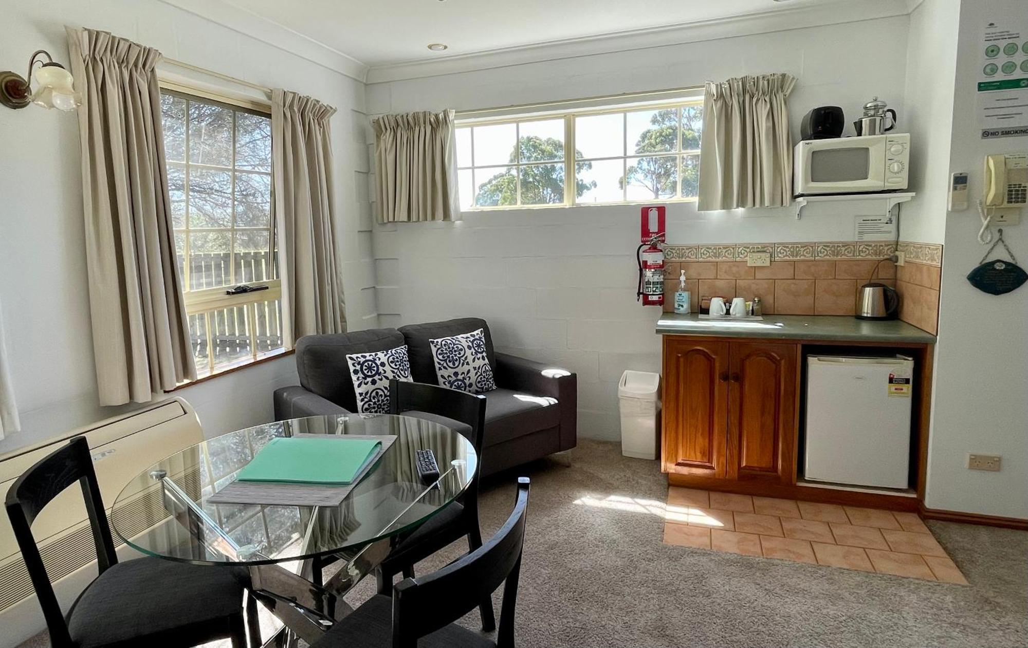Swansea Cottages & Lodge Suites Exteriör bild