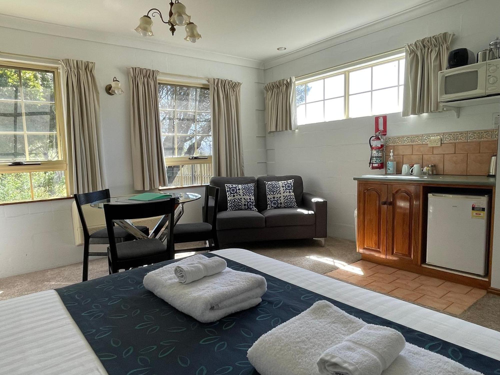Swansea Cottages & Lodge Suites Exteriör bild